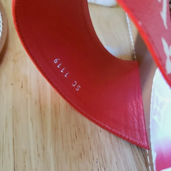 Louis Vuitton Escale Red Flat Sandal Size 41 - Picture 9 of 14